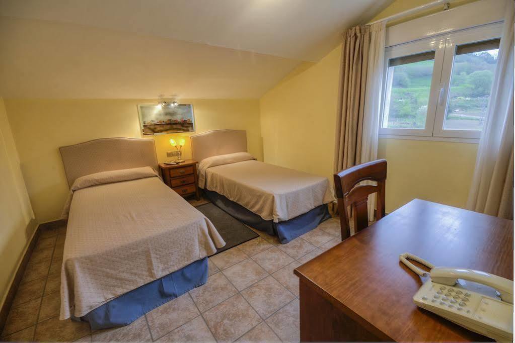 Hostal Jai Alai Leitza  Eksteriør billede