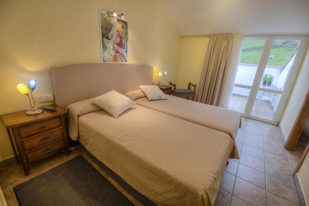 Hostal Jai Alai Leitza  Eksteriør billede